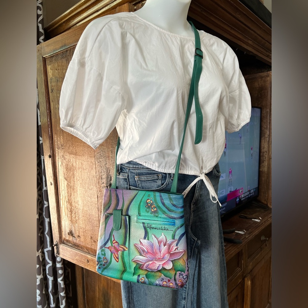 Anuschka Handpainted Leather Cross-body Shoulder Bag NEVER USED Beautiful